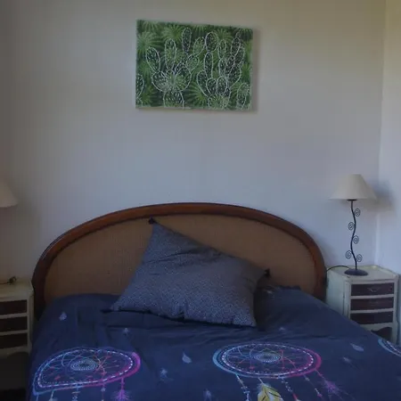 Chambres D'hotes Equin'ox Bed & Breakfast *